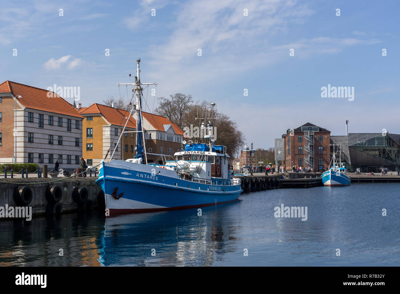 Barche da pesca nel porto di Helsingor, Danimarca Foto Stock