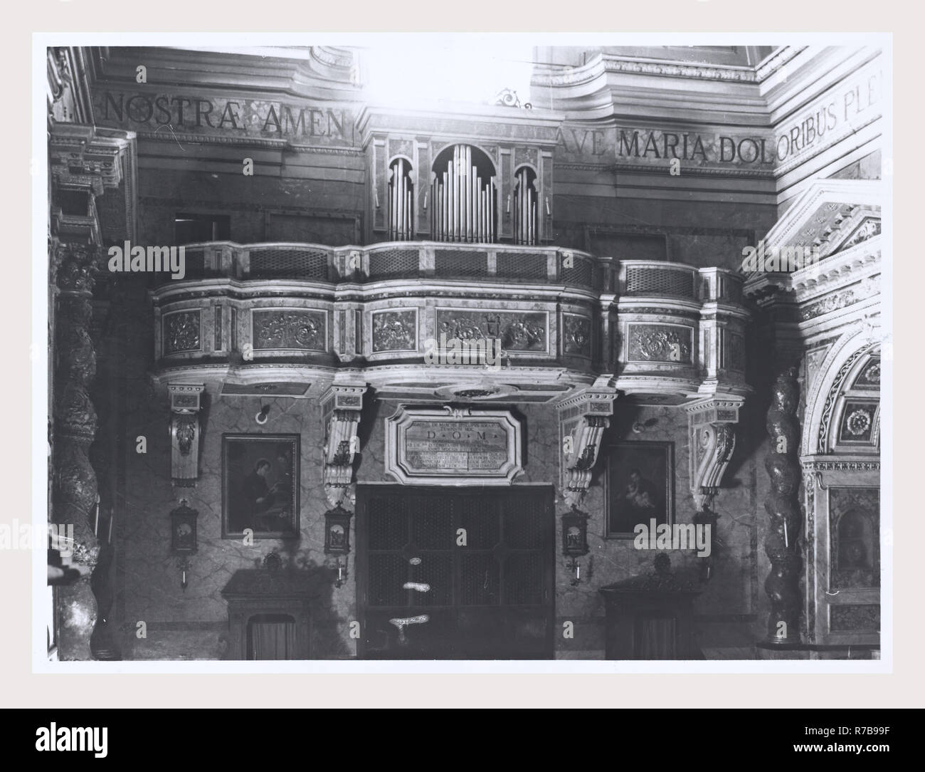 Lazio Frosinone Sora S. Maria Addolorata, questa è la mia Italia, il paese italiano di storia visiva, post-medievale scultura architettonica, pittura e scultura. Il neo-classica struttura. Foto Stock