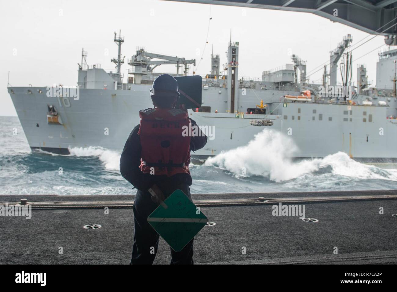 Ronald Raggio Comando di trasporto militare in mare carico secco nave munizioni usns ...