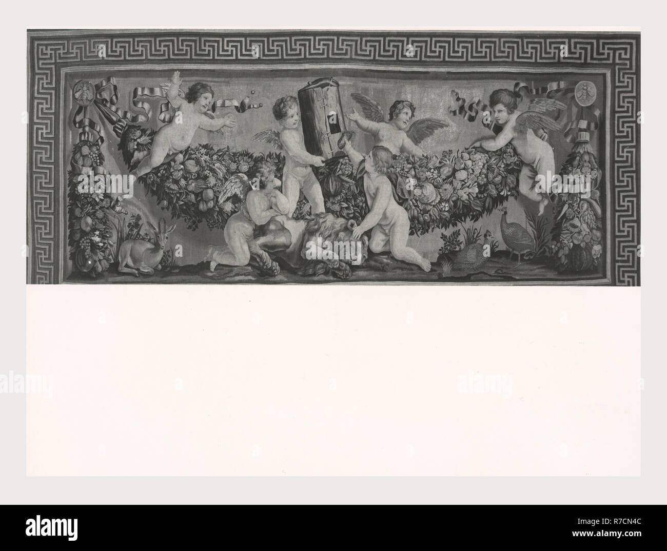 Lazio Roma Roma Palazzo Venezia, Museo, questa è la mia Italia, il paese italiano di storia visiva, post-medievale collezione arazzi Nella 'Sala Regia', che occupa le stanze dell'appartamento Balbo, dove Paolo II vissuto e radunò le sue collezioni. Tedesco e arazzi francesi del XVI secolo, tutti fabbricati a Bruxelles e cinque arazzi italiana dalla Riviera dopo vignetta di disegni da Giov. Franc. Romanelli nel 1637-42. Foto Stock