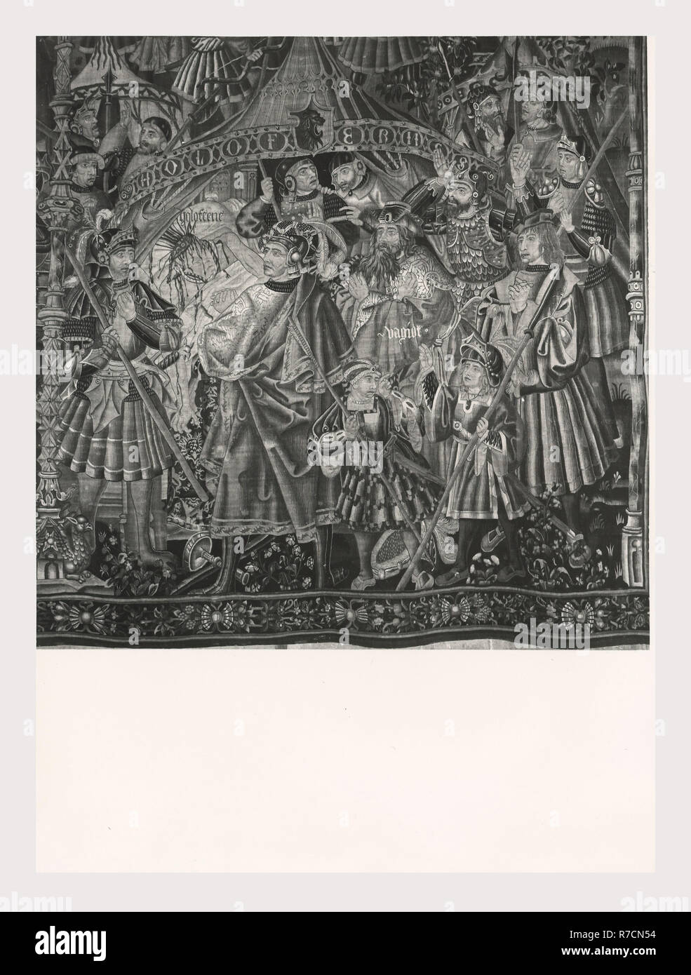 Lazio Roma Roma Palazzo Venezia, Museo, questa è la mia Italia, il paese italiano di storia visiva, post-medievale collezione arazzi Nella 'Sala Regia', che occupa le stanze dell'appartamento Balbo, dove Paolo II vissuto e radunò le sue collezioni. Tedesco e arazzi francesi del XVI secolo, tutti fabbricati a Bruxelles e cinque arazzi italiana dalla Riviera dopo vignetta di disegni da Giov. Franc. Romanelli nel 1637-42. Foto Stock