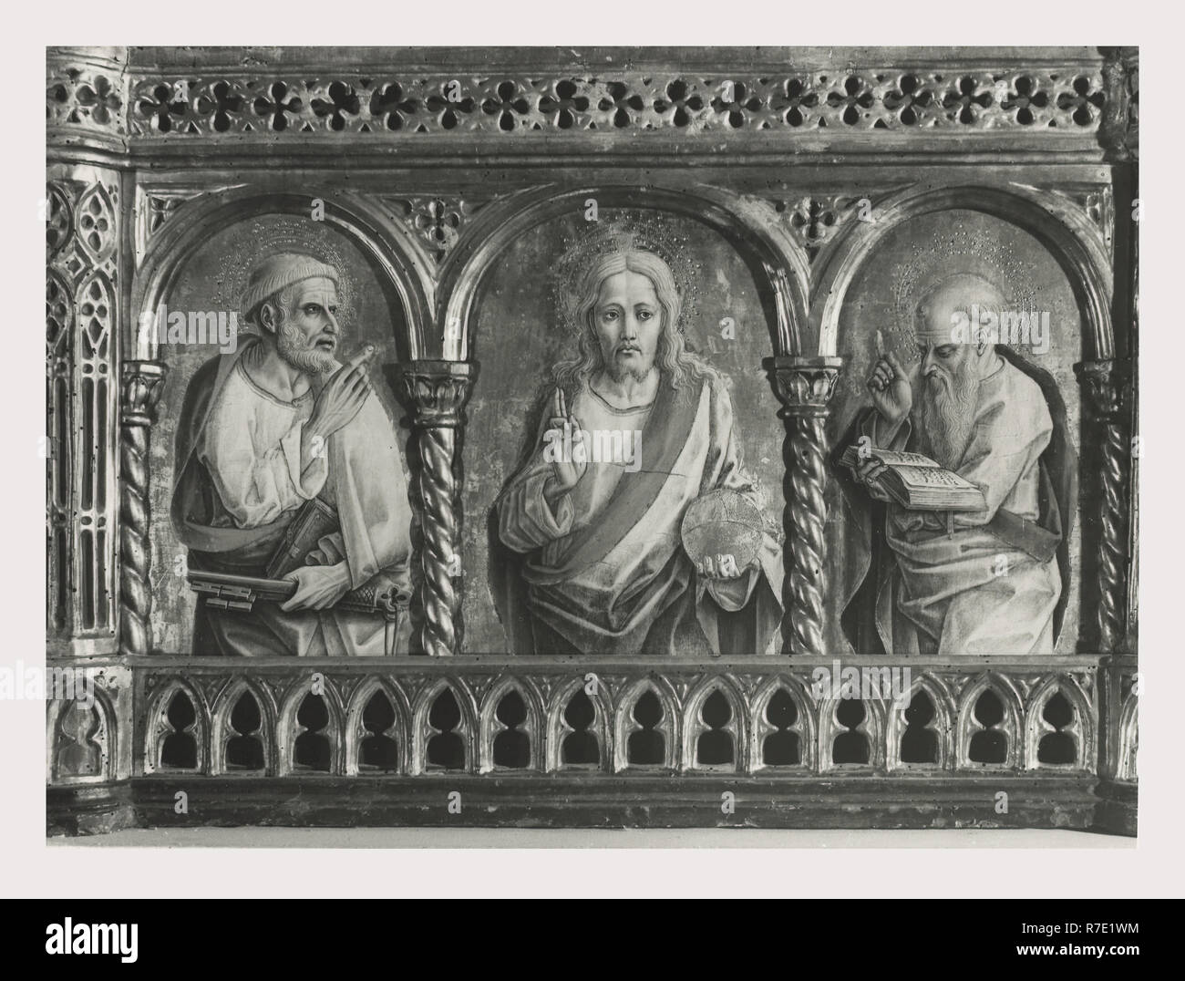 Marche Urbino Palazzo Ducale, Galleria Nazionale delle Marche, questa è la mia Italia, il paese italiano di storia visiva, post-medievale Primo piano Polittici, trittici, crocifissi, pannello dipinti, sculture, affreschi ora alloggiati in Museo decorazioni in stucco in cappelle private Vedi anche Urbino, Museo Albani Foto Stock