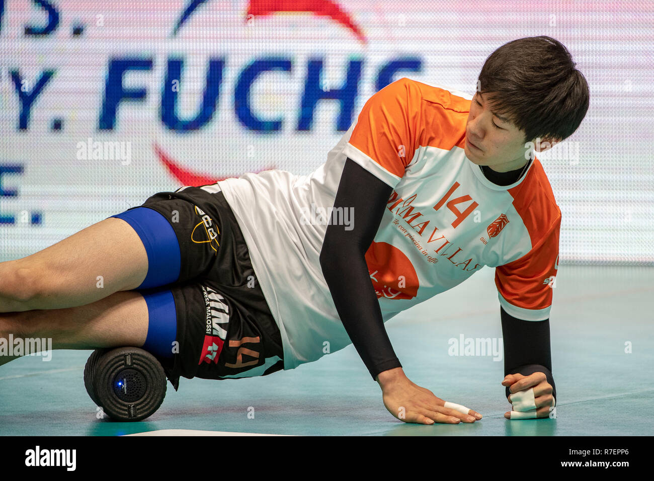 Modena, Italia. 8 Dic 2018. Yuki Ishikawa di Siena durante l'italiano Uomini lega volley serie A1 (SuperLega UnipolSai) match tra Modena Volley ed Emma Ville Siena al PalaPanini a Modena il 8 dicembre 2018. Credito: Enrico Calderoni AFLO/sport/Alamy Live News Foto Stock