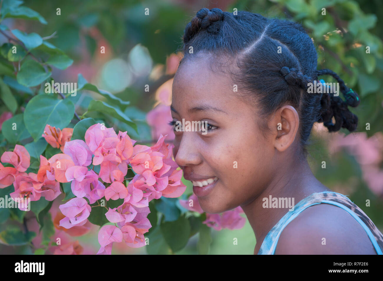 Ragazza malgascia, 15-16 anni, Morondava, provincia di Toliara, Madagascar Foto Stock