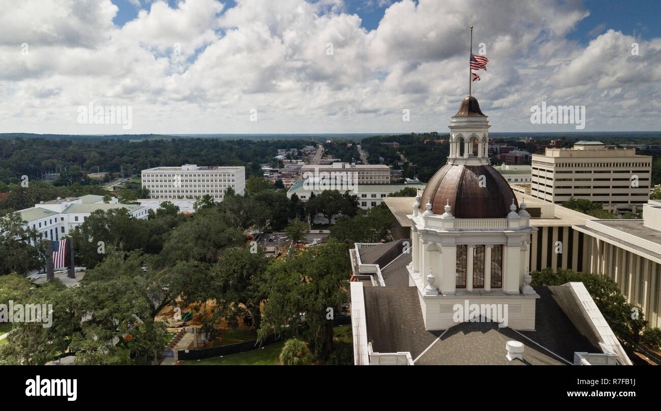 La città capitale di Tallahassee Florida detiene il governo ufficio edificio mostrato qui Foto Stock