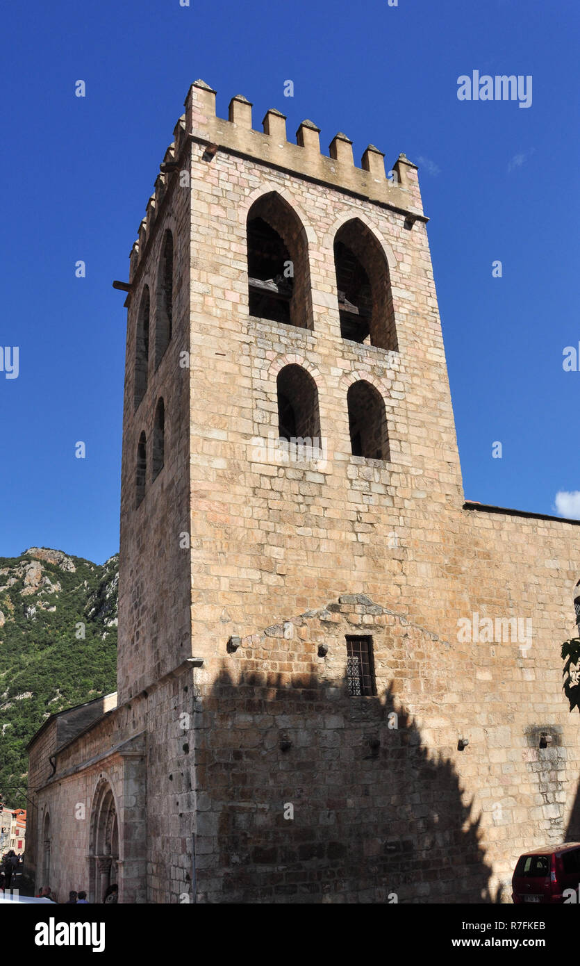 St Jacques Chiesa, Villefranche-de-Conflent, Pyrenees-Orientales, Occitanie, Francia Foto Stock