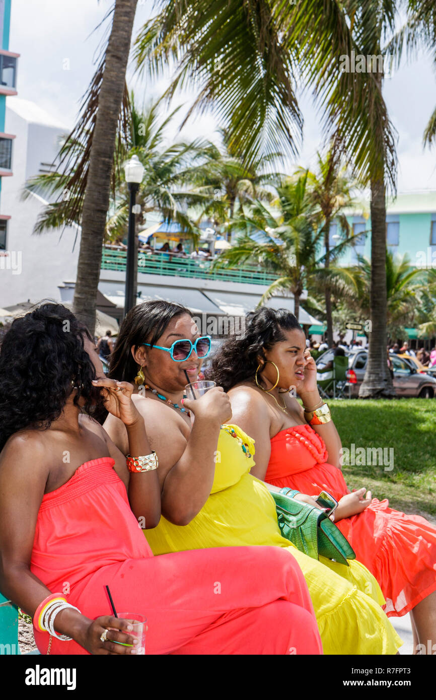 Miami Beach Florida, Ocean Drive, Urban Beach Week, Spring Break, Memorial Day Weekend, cultura hip hop, Black Blacks African African Africanans etnic Minority, adulto Foto Stock