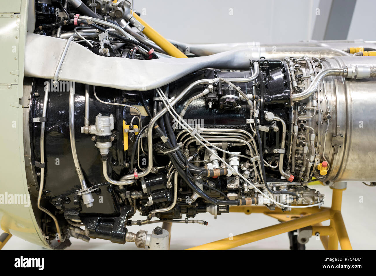 Bristol Siddeley Gnome H11001 aero engine sul display aye a Duxford Air Museum,Duxford, Cambridgeshire, Regno Unito Foto Stock
