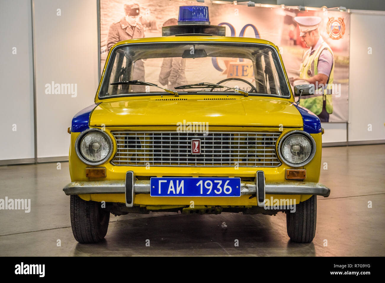 Mosca - Agosto 2016: LADA VAZ 2101 polizia di milizia GAI ha presentato a MIAS Moscow International Automobile Salon il 20 agosto 2016 a Mosca, in Russia. Foto Stock