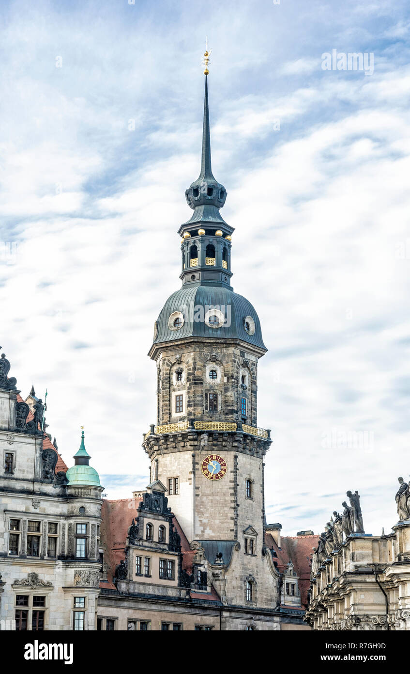 Hausmannsturm, castello di Dresda, Germania. Scena architettonica. Destinazione di viaggio. Foto Stock
