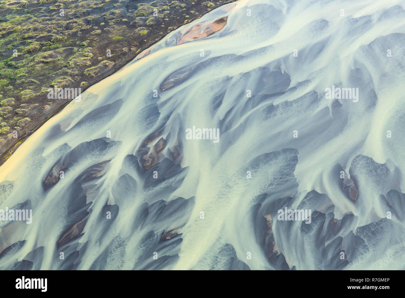 I modelli in Holsa fiume, vicino a Hella, Islanda Foto Stock