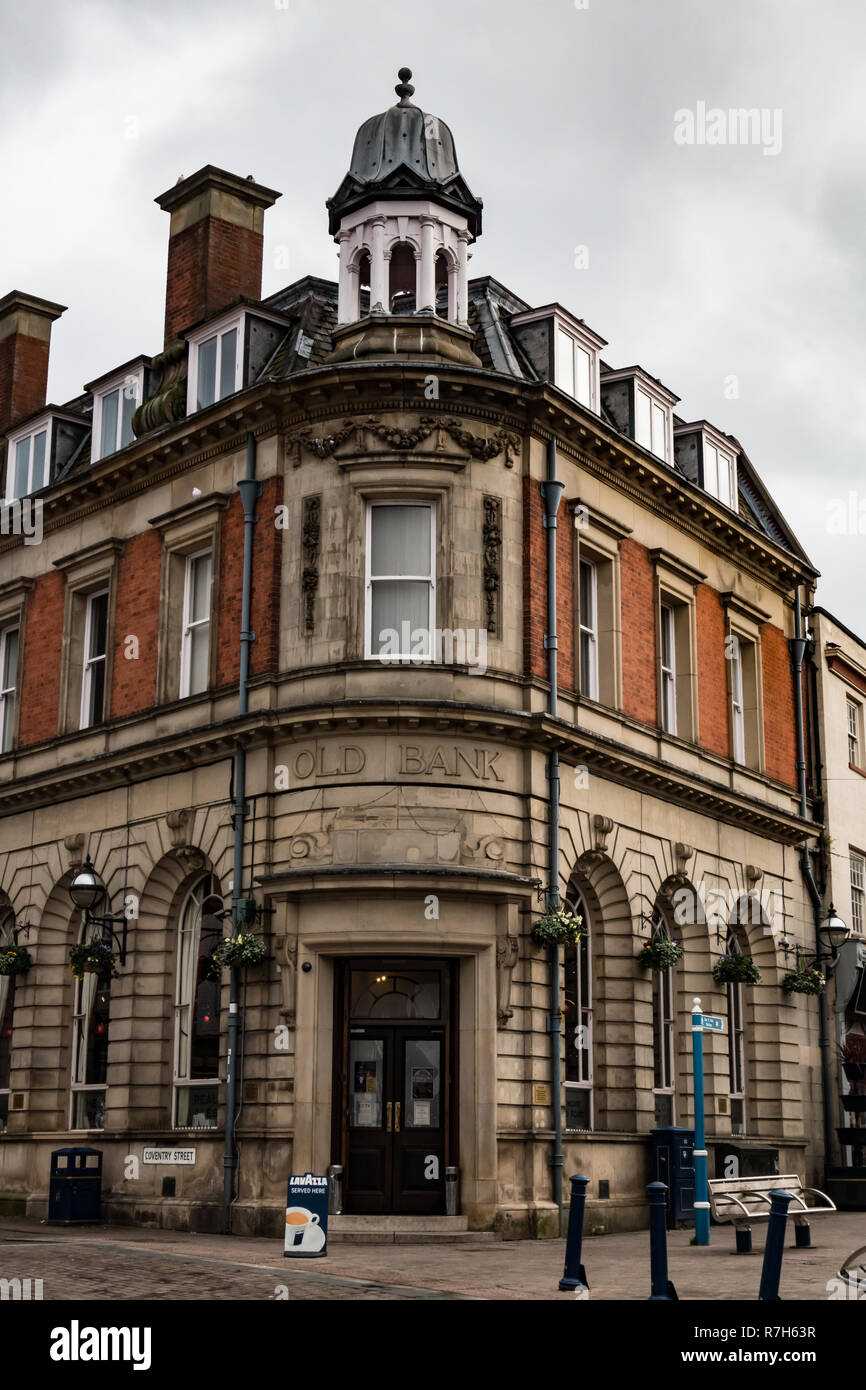 Vecchia Banca, Stourbridge Town Center, West Midlands, Regno Unito Foto Stock