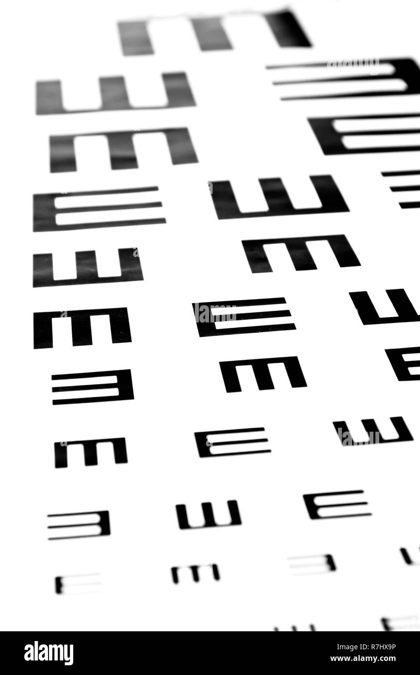 La vista tabella di dati di prova su sfondo bianco di close-up Foto Stock