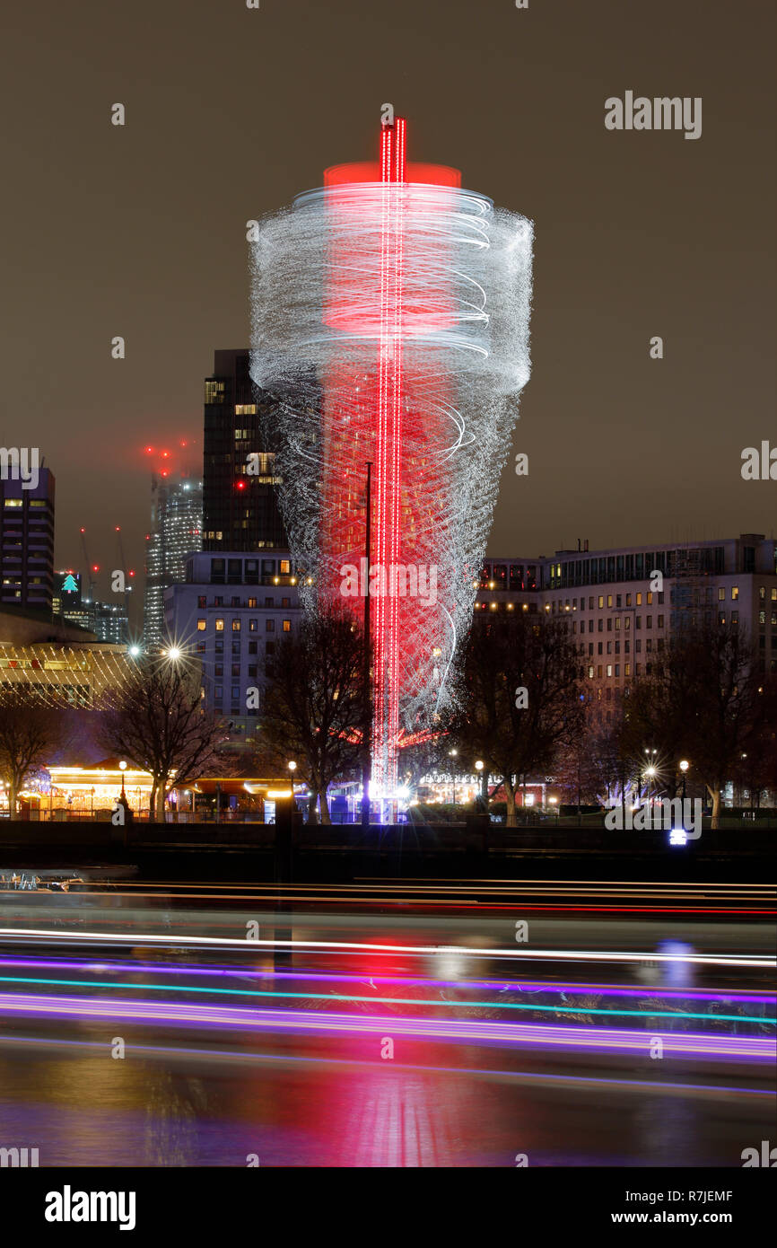 Star Flyer Fairground Ride su London South Bank vicino al London Eye. Foto Stock