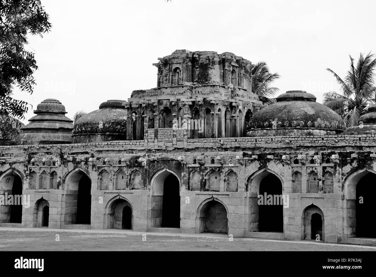 Royal Elephant House, vicino al Tempio di Loto, Hampi, Karnataka, India Foto Stock