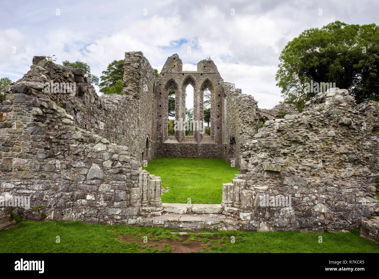 Rovine di Inch Abbey in Irlanda del Nord Foto Stock