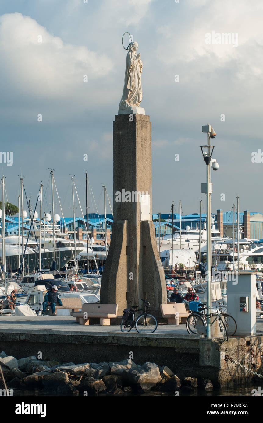 Nel cosiddetto Darsena, area portuale Foto Stock
