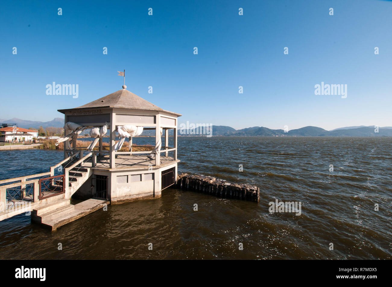 Il lago di Massaciuccoli da Torre del Lago Puccini Foto Stock