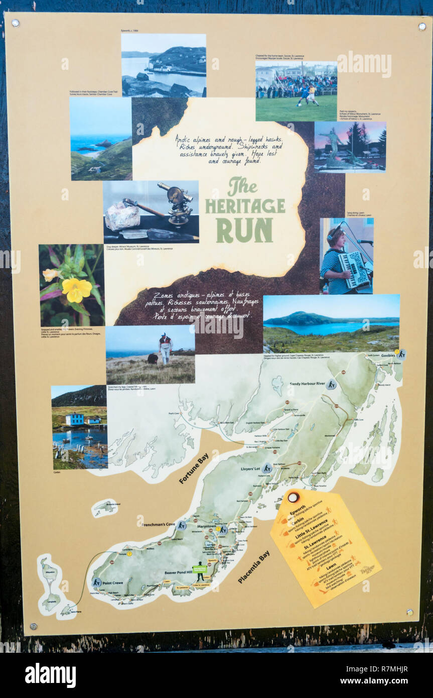 Un segno sulla penisola Burin offre informazioni turistiche per il patrimonio gestito, Terranova. Foto Stock