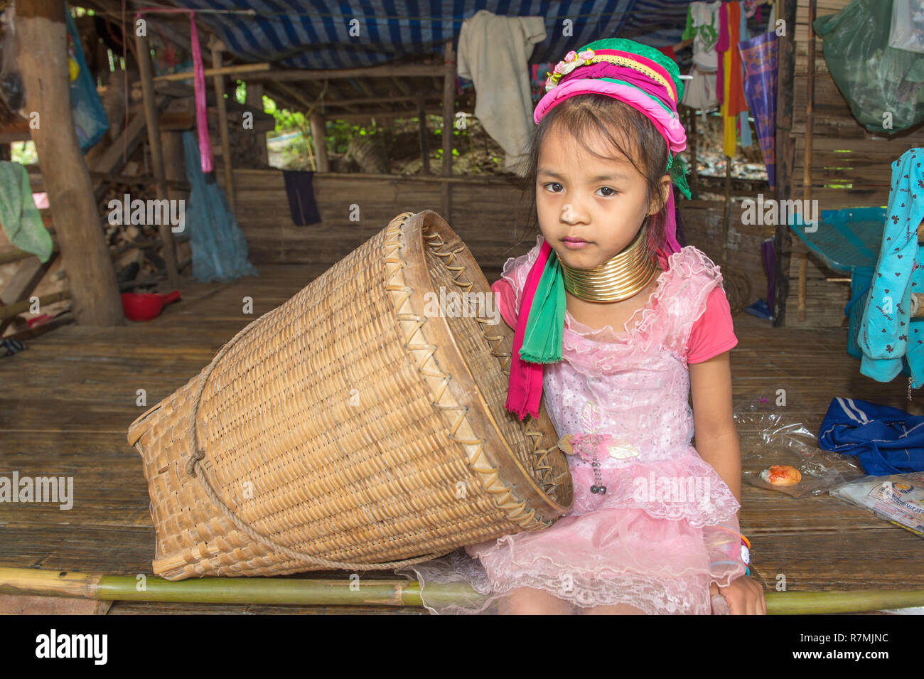 Karen girl, Chiang Mai, Thailandia Foto Stock