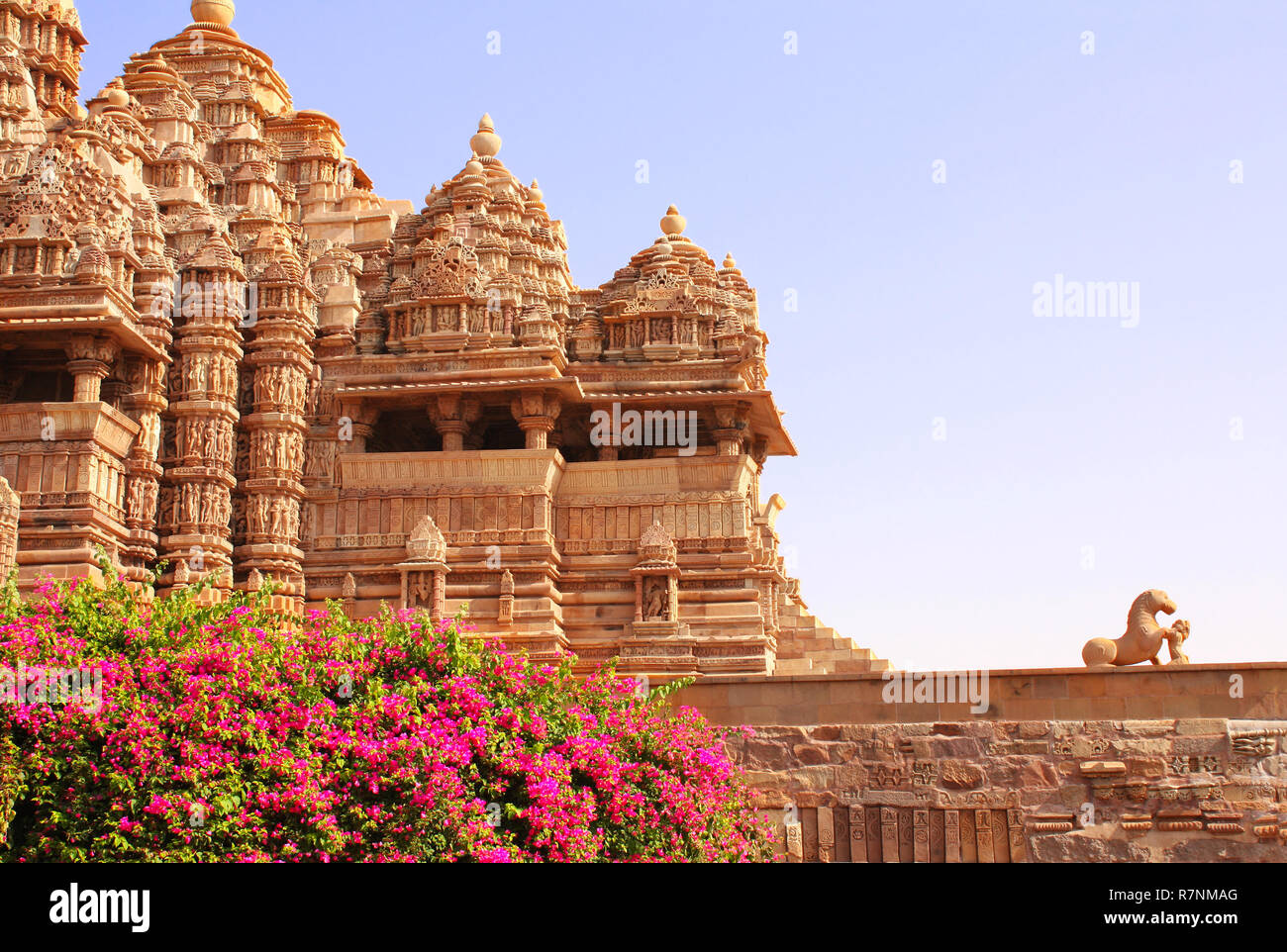 Devi Jagdambi tempio, Western i templi di Khajuraho (templi dell'amore), Madya Pradesh, India. Patrimonio Mondiale dell Unesco Foto Stock