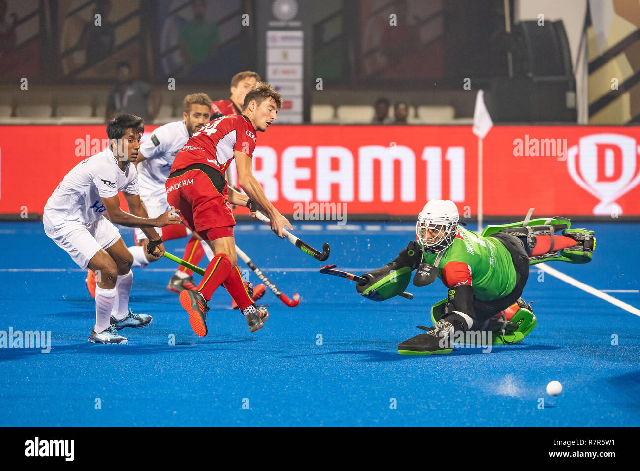 Bhubaneswar, India. 11 dic 2018. Hockey Odisha uomini di Coppa del Mondo di Bhubaneswar 2018. Luogo: Kalinga Stadium. Antoine Kina durante il gioco il Belgio vs Pakistan. Credito: Pro scatti/Alamy Live News Foto Stock