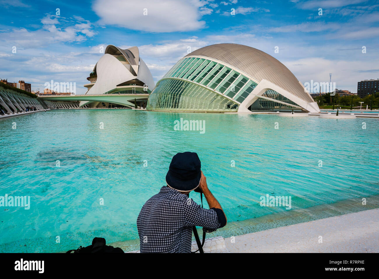 Hemisferic e Regina Sofia Palazzo delle Arti. Città delle Arti e delle scienze . Santiago Calatrava. Valencia. Comunidad Valenciana. Spagna. Europa Foto Stock