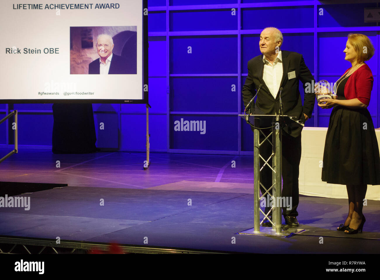 Londra, Regno Unito. Lo chef, autore e presentatore TV Rick Stein riceve un Lifetime Achievement Award dalla corporazione degli scrittori di cibo nel 2015 Foto Stock