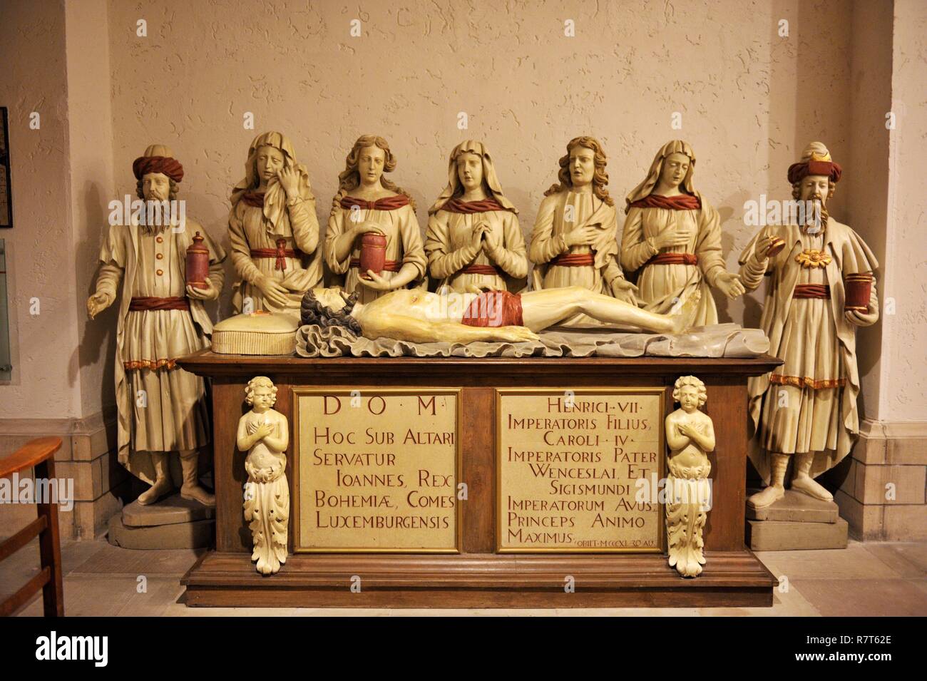 Lussemburgo Il Lussemburgo città, la cattedrale di Notre Dame de Luxembourg Cattedrale, cripta, tomba di Giovanni il cieco, re di Boemia e conte di Lussemburgo che morì durante la battaglia di Crecy Agosto 26, 1346 Foto Stock