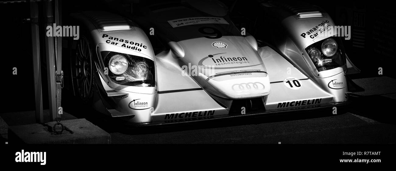 La parte anteriore di un Audi R8 LMP1 Le Mans racing car. Foto Stock