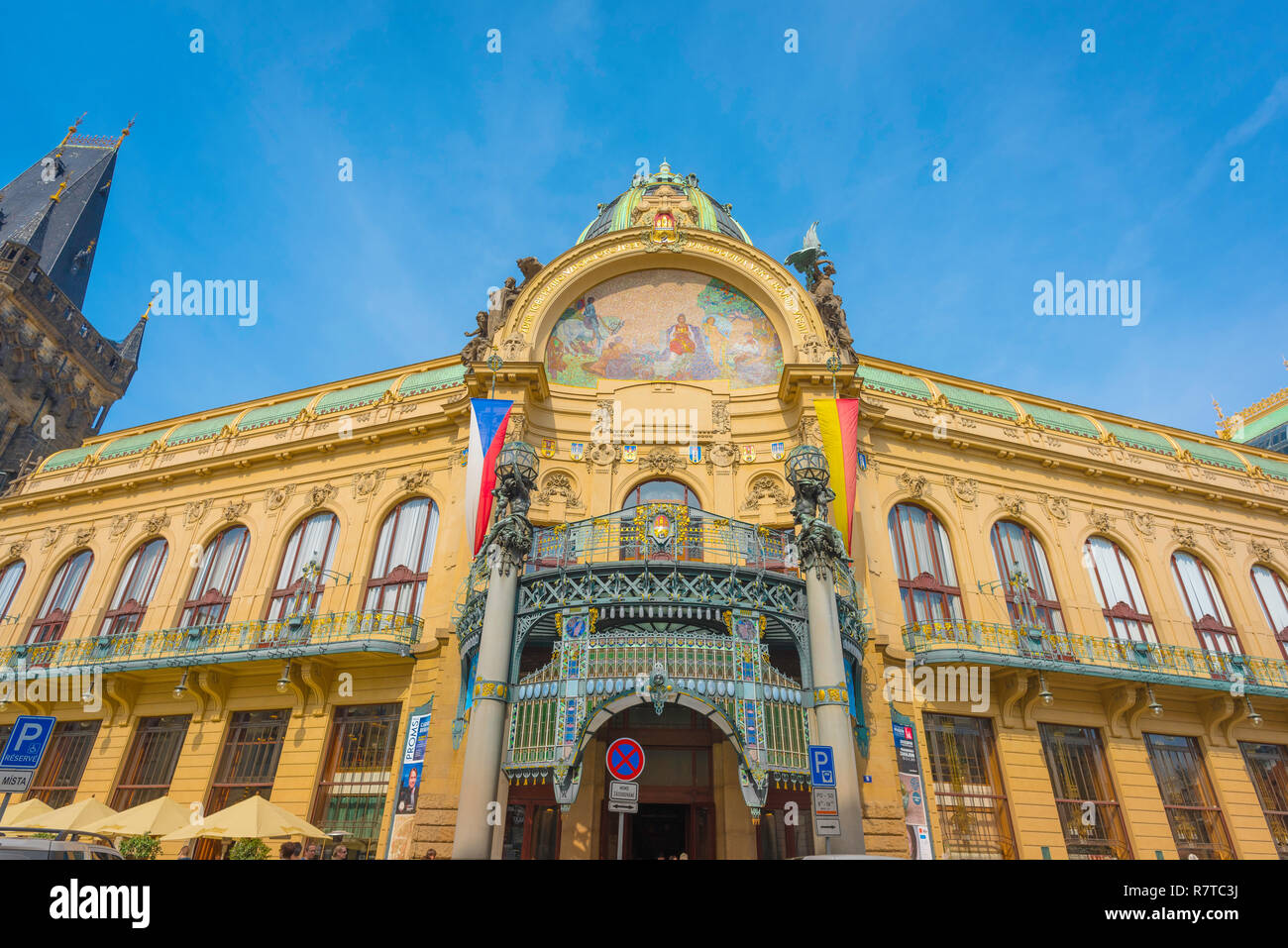 Casa Municipale di Praga, costruito nel 1911 il Obecni dum (Casa Municipale) è la città più famoso edificio stile art nouveau di Praga, Repubblica Ceca. Foto Stock
