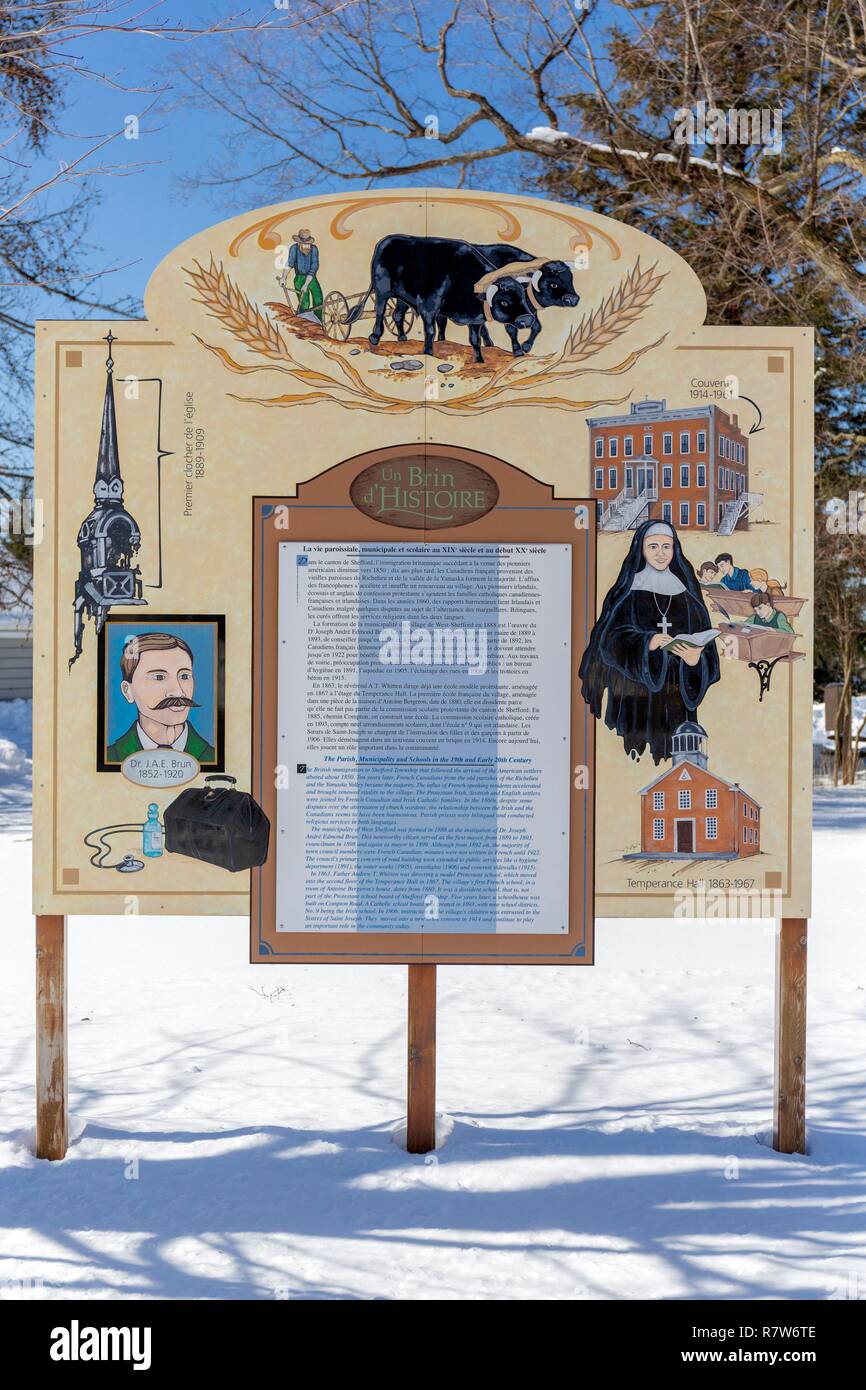 Canada, Provincia di Quebec, Eastern Townships Regione o Estrie, Bromont, Shefford Street, interpretazione storica segno nei pressi della chiesa Foto Stock