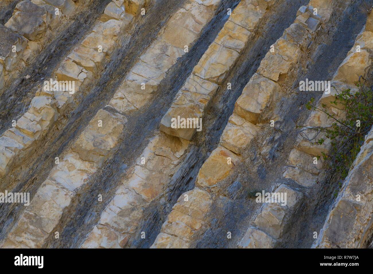 Francia, Drome, Oule Valley, Charce, la delicata area naturale di Serre de l'Ane, classificato nel 2012 per il suo interesse geologico Foto Stock