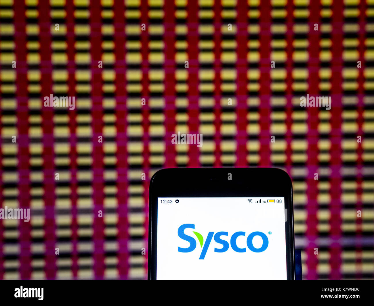 Kiev, Ucraina. Undicesimo Dec, 2018. Sysco Wholesale Company logo che si vede visualizzato sul telefono intelligente. Credito: Igor Golovniov SOPA/images/ZUMA filo/Alamy Live News Foto Stock