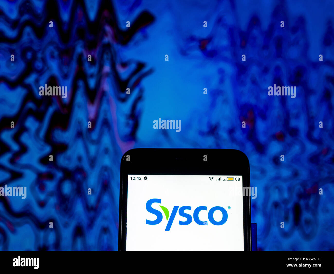 Kiev, Ucraina. Undicesimo Dec, 2018. Sysco Wholesale Company logo che si vede visualizzato sul telefono intelligente. Credito: Igor Golovniov SOPA/images/ZUMA filo/Alamy Live News Foto Stock