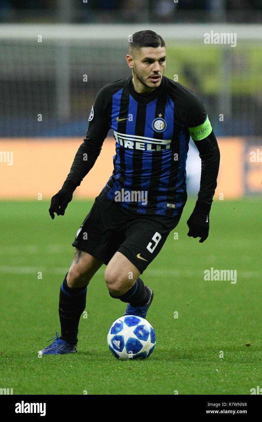 Milano, Italia. 11 dicembre, 2018. Avanti Mauro Icardi (Inter) durante la UEFA Champions League Football Match, Inter Milan vs PSV Eindhoven a San Siro Meazza a Milano il 11 dicembre 2018 Credit: Piero Cruciatti/Alamy Live News Foto Stock
