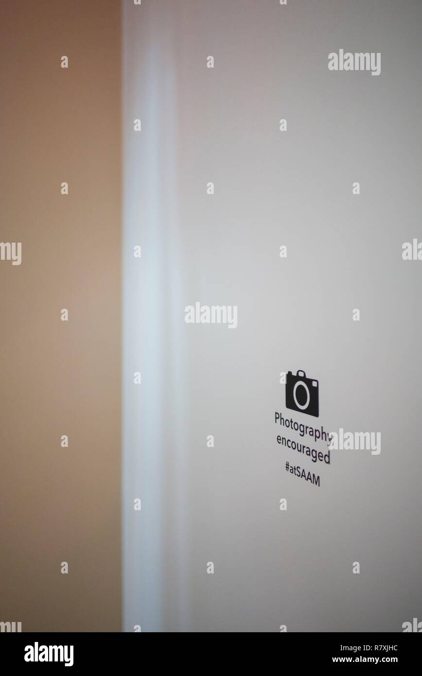 Stati Uniti, Distretto di Columbia, Washington, Reynolds Centro per l'arte americana, American Art Museum, la fotografia è incoraggiato segno Foto Stock