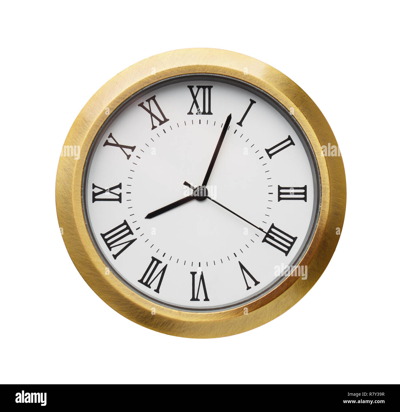 Vista frontale del classico orologio in bronzo isolato su bianco Foto Stock