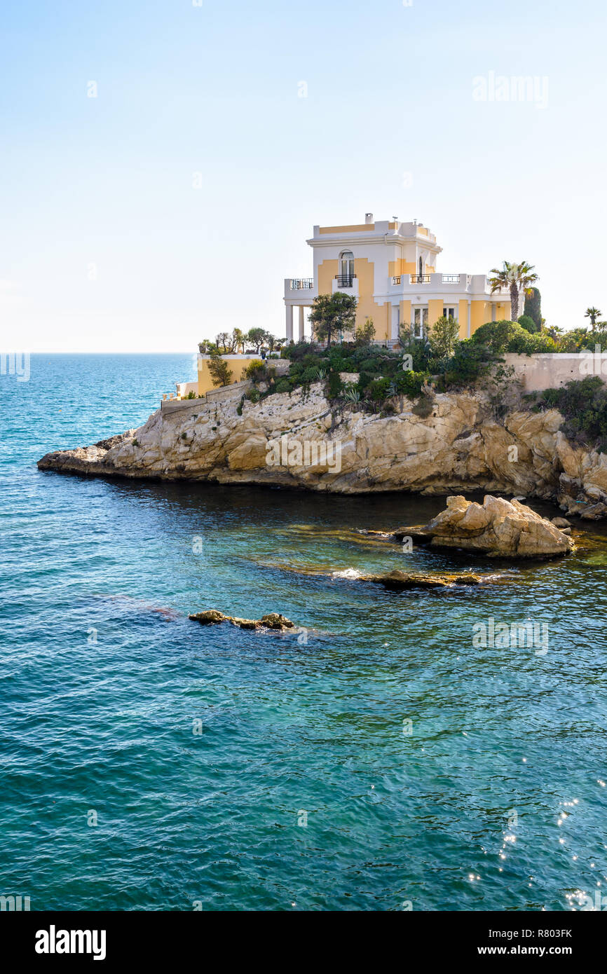 La villa La Petite Ourse, precedentemente Gioconda di Leonardo, è uno delle Folies, il piacere di famosi palazzi costruiti nel XIX secolo, di Marsiglia seashore. Foto Stock