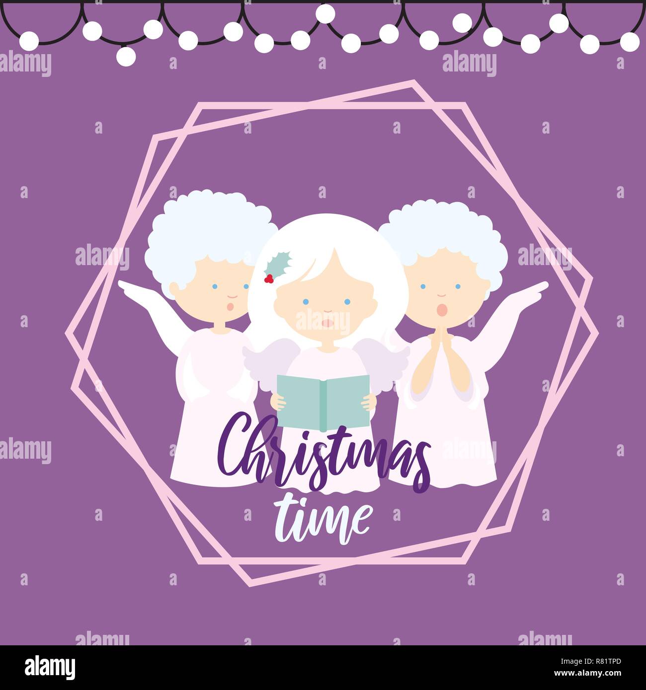 Design piatto illustrazione di un messaggio di saluto di Natale carta con tre angeli cantano le canzoni natalizie su uno sfondo viola e tempo di Natale tag - vettore Illustrazione Vettoriale