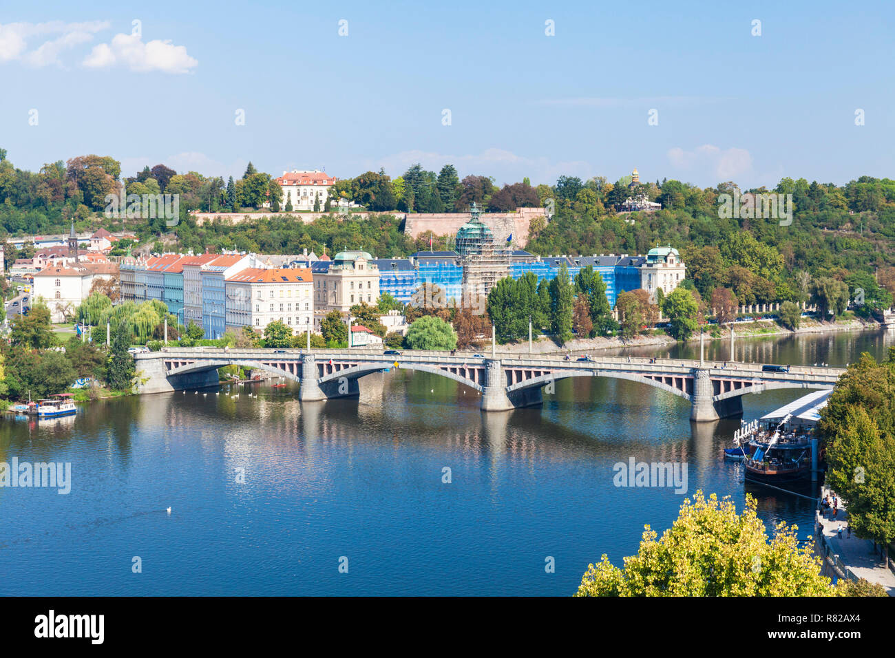 Ponte di Praga Praga Repubblica Ceca Mánes ponte sul fiume Moldava Mánesův più Praga Repubblica Ceca Europa Foto Stock