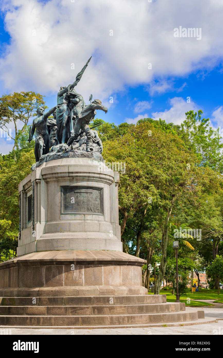 Monumento nazionale della Costa Rica è un gruppo scultoreo situato nel Parco Nazionale di San Jose. La scultura è fusa in bronzo su un piedistallo, dove t Foto Stock