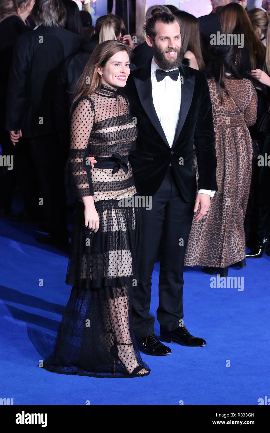 Londra, Regno Unito. 12 dic 2018. Rachel Shenton e Chris Overton, Mary Poppins ritorna Premiere europeo, Royal Albert Hall, Kensington Gore, Londra, UK, 12 dicembre 2018, Foto di Richard Goldschmidt Credito: ricca di oro/Alamy Live News Foto Stock