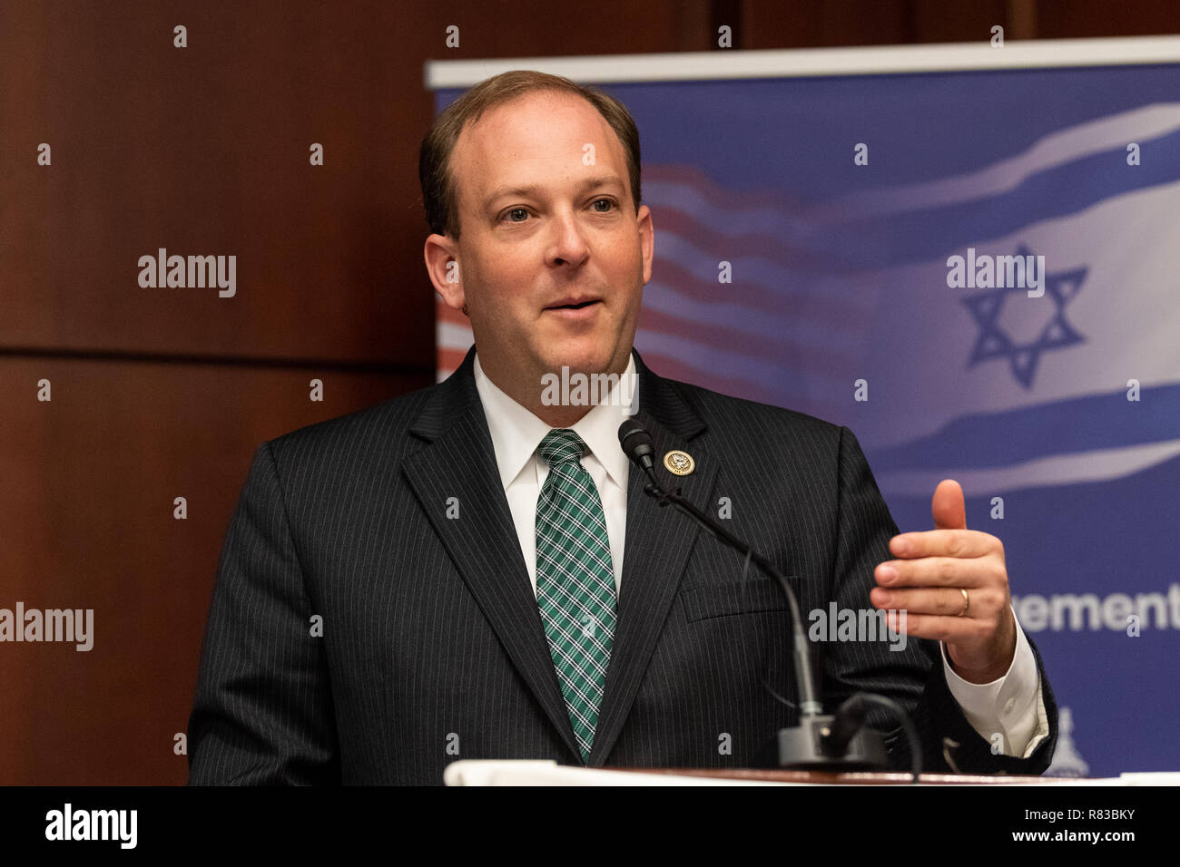Washington DC, Stati Uniti d'America. 12 dic 2018. Rappresentante statunitense Lee Zeldin (R-NY) presso l'American movimento sionista / AZM Washington Forum: rinnovare l'impegno Bipartisan in piedi con Israele e il Sionismo nel Capitol Visitor Center di Washington il 12 dicembre 2018. Credito: Michael Brochstein/Alamy Live News Foto Stock
