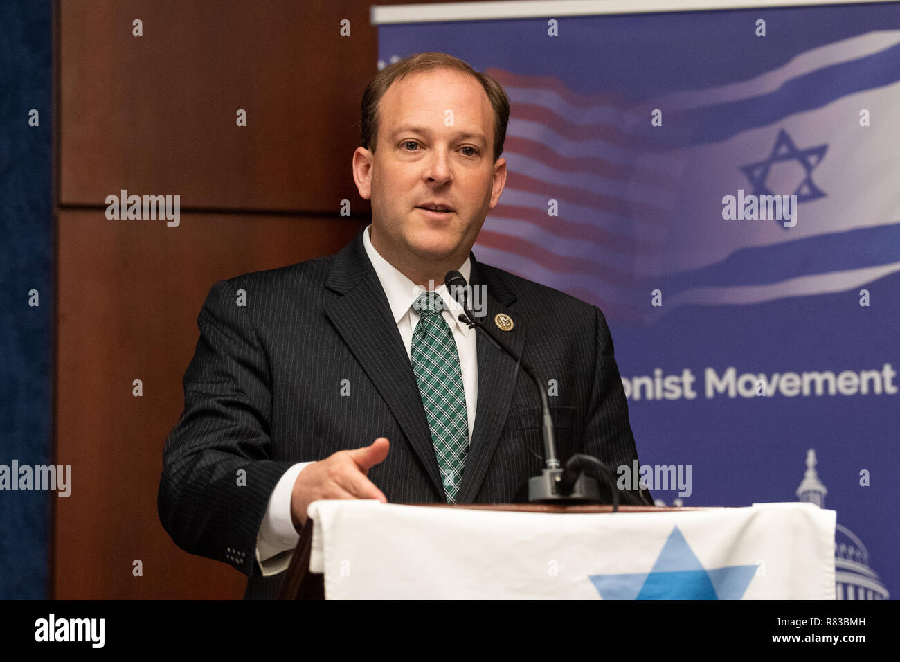 Washington DC, Stati Uniti d'America. 12 dic 2018. Rappresentante statunitense Lee Zeldin (R-NY) presso l'American movimento sionista / AZM Washington Forum: rinnovare l'impegno Bipartisan in piedi con Israele e il Sionismo nel Capitol Visitor Center di Washington il 12 dicembre 2018. Credito: Michael Brochstein/Alamy Live News Foto Stock