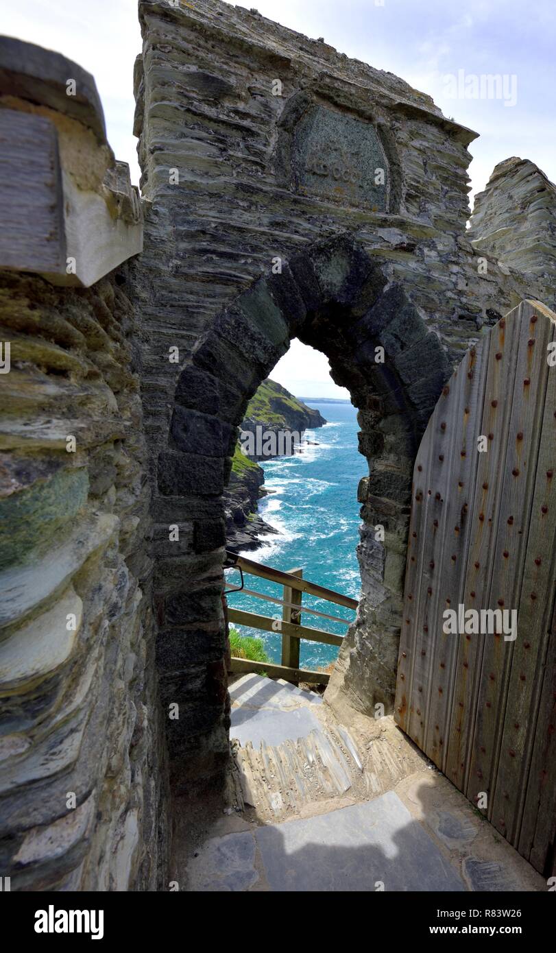 Ingresso al castello porta, Tintagel Castle,Cornwall,l'Inghilterra,UK Foto Stock