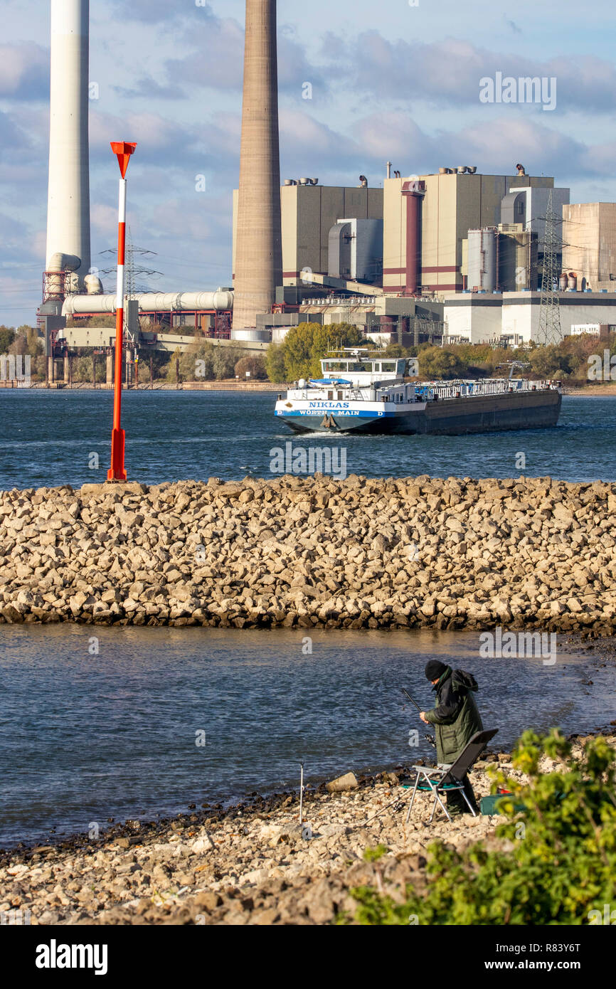 Reno vicino Voerde, Basso Reno, estrema acqua bassa, livello del Reno a 95 cm, assolutamente più bassa registrata a livello dell'acqua, dopo la lunga siccità cade Reno sh Foto Stock