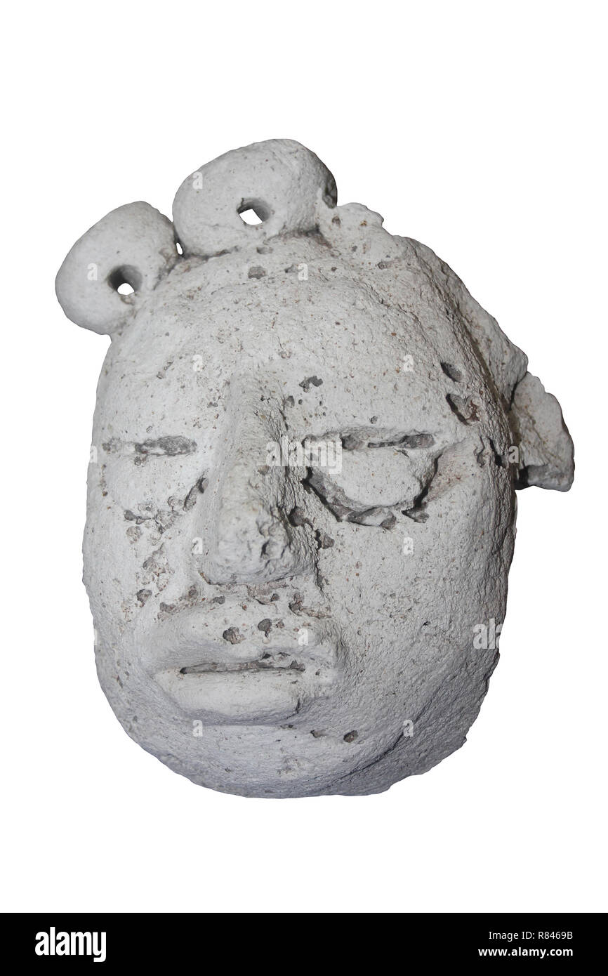 Stucco antropomorfa figura tardo periodo Classico - originariamente faceva parte di un fregio che decoravano le pareti in strutture a Caana a Caracol. Foto Stock