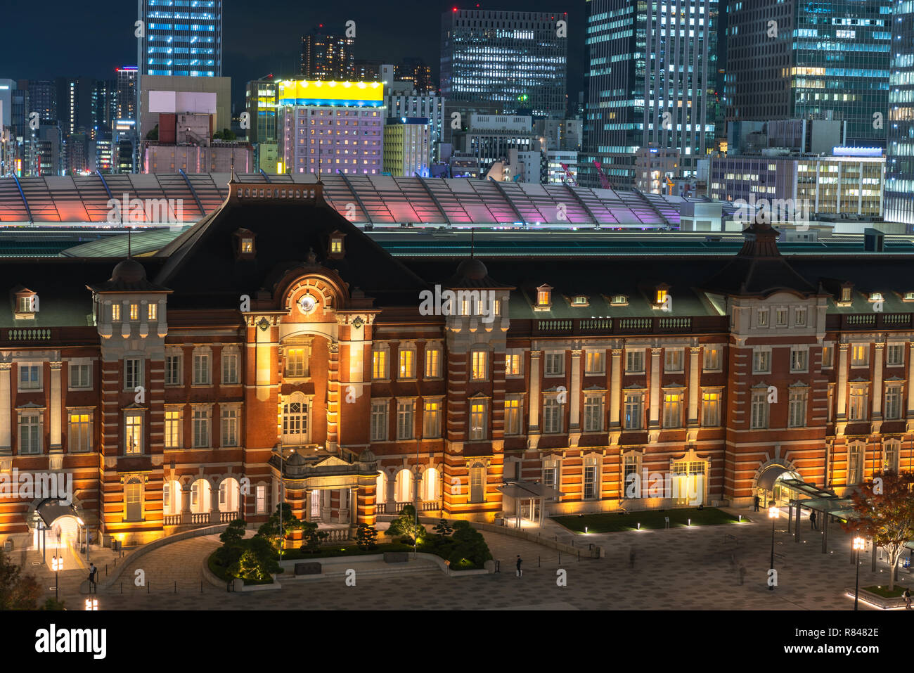 La stazione di Tokyo edificio a Twilight time. Foto Stock