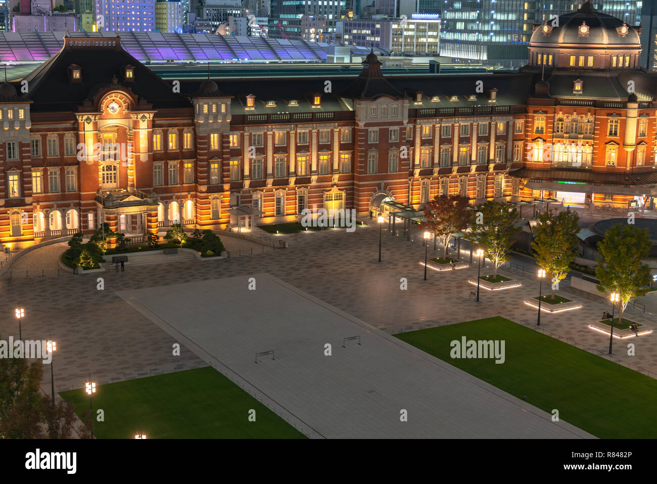La stazione di Tokyo edificio a Twilight time. Foto Stock